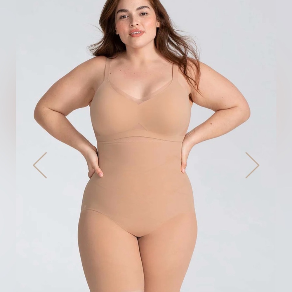 Honeylove SuperPower Short size XL color sand shapewear